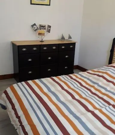 A Vaast La Hougue 2/4 Personnes * Сен-Вааст-ла-Уг